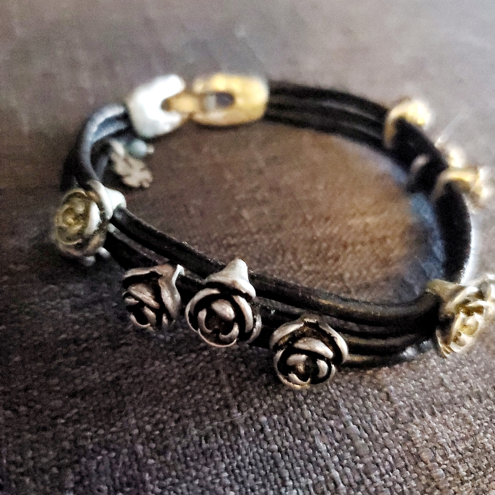 Lucky brand bracelet